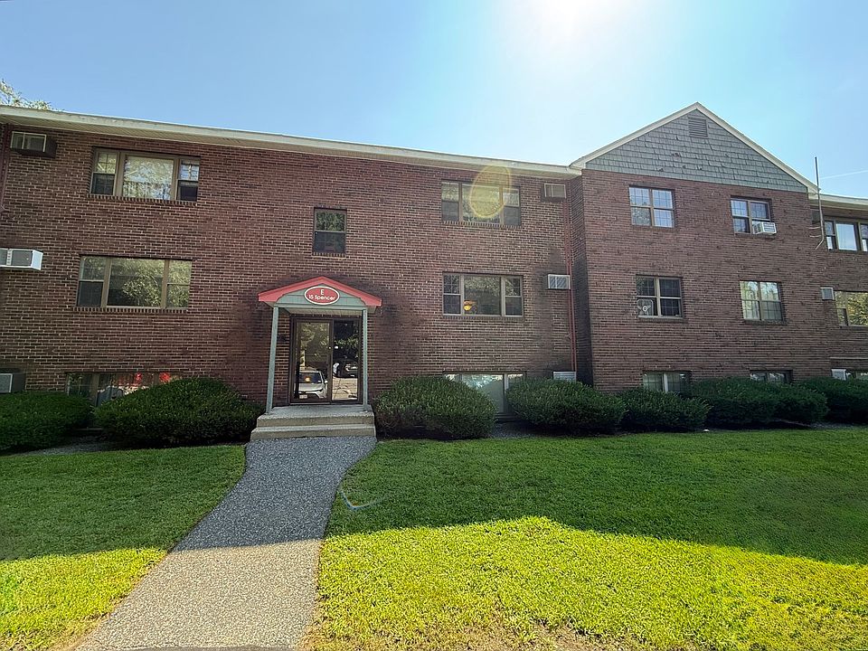 1st image of 15 Spencer Rd APT 26E