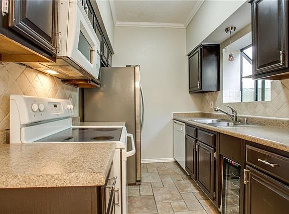 5th image of 6123 Oram St Unit 5