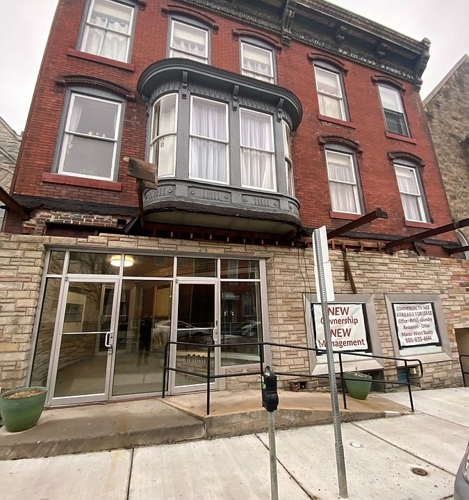 2nd image of 320 W Market St #1