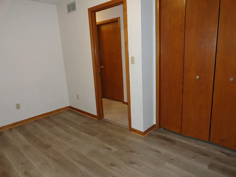 1852 Evergreen Dr NW — Photo 31