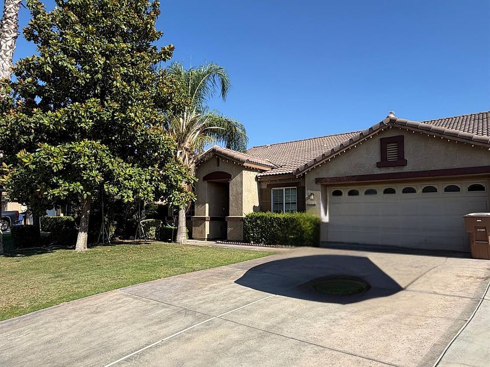 2nd image of 5113 Silver Clover Ave