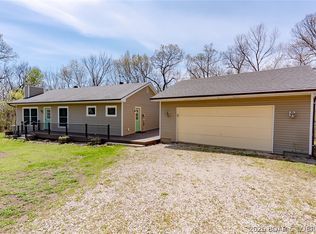 4 Kiefer Rd, Eldon, MO 65026
