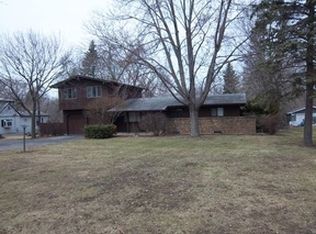 607 Pine St, Batavia, IL 60510