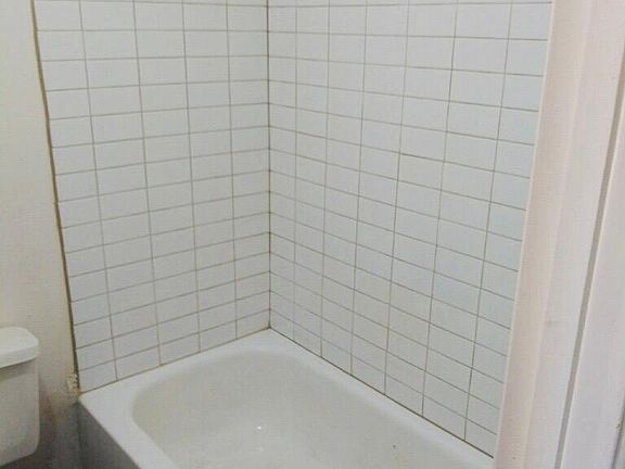 2nd image of 1339 San Mateo Blvd SE #5