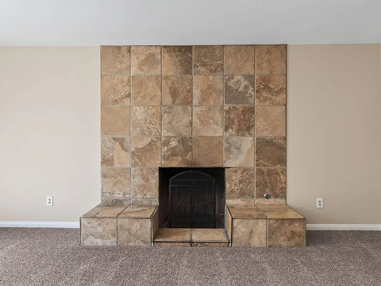 5245 Wainwright Ct — Photo 14
