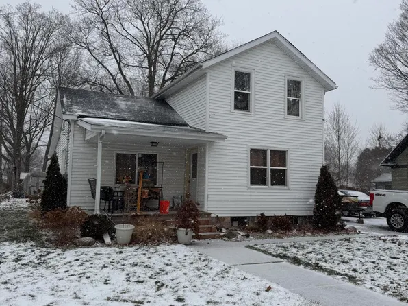 108 N Lincoln Ave, Three Rivers, MI 49093
