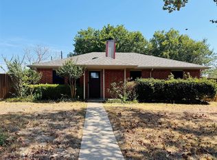 112 Lawndale Dr, Waxahachie, TX 75165