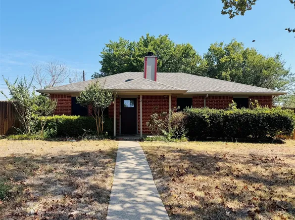 112 Lawndale Dr, Waxahachie, TX 75165