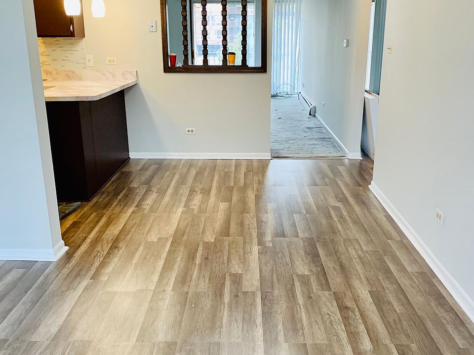 1st image of 5641 Edge Lake Dr APT 2E