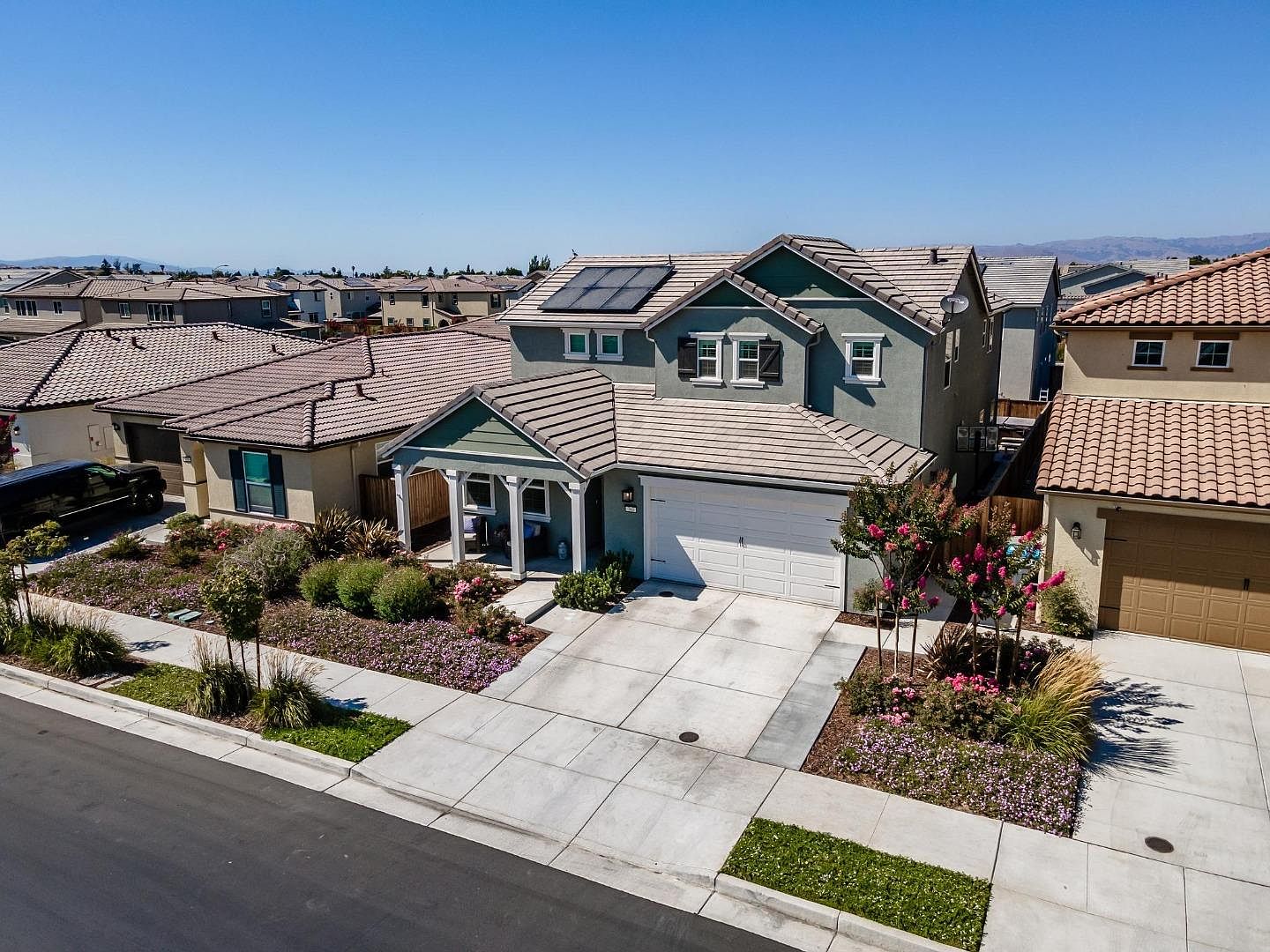 zillow hollister ca