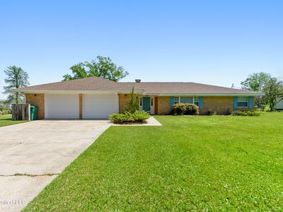 5212 Lakeview Dr, Moss Point, MS, 39563