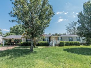 137 Shamrock Cir, Byron, GA 31008