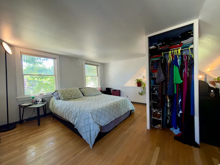 109R Beacon St #2A — Photo 5