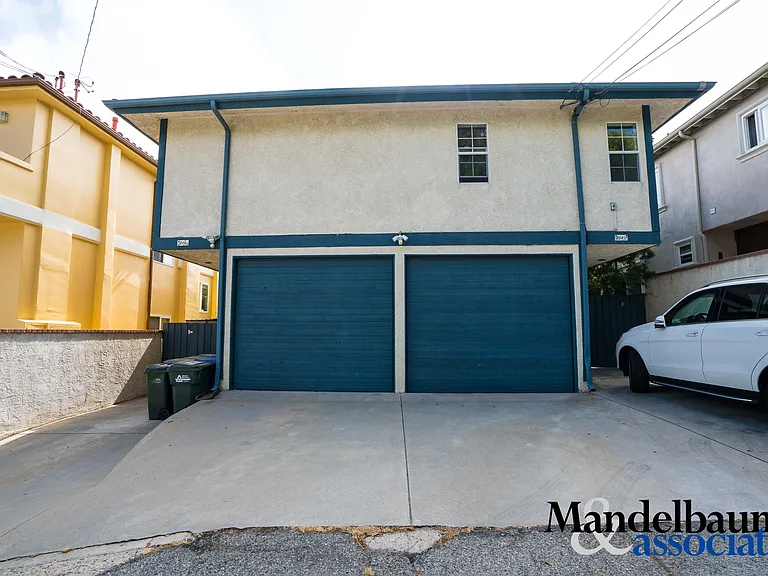 206 N Prospect Ave — Photo 32