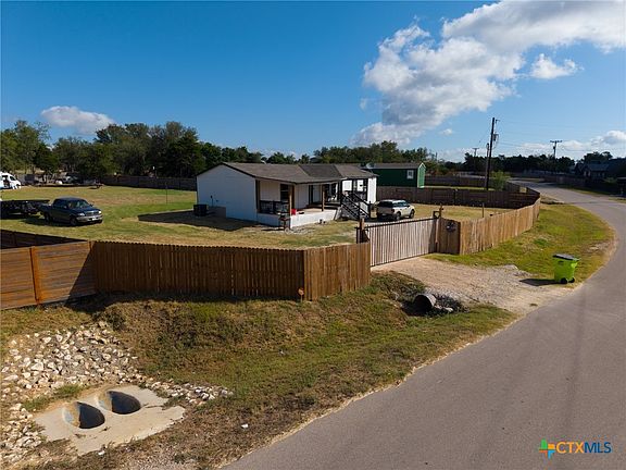 4th image of 110 Arosa Dr