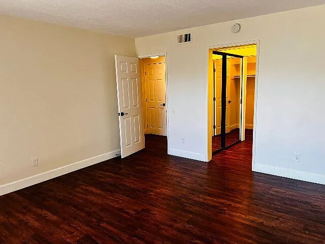 2204 Plaza De Las Flores — Photo 52