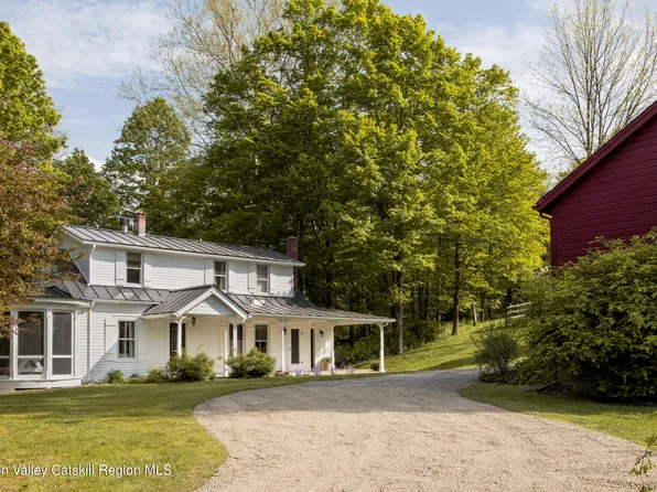 2367 Co Rd 11, Hillsdale, NY 12529