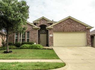 2700 Evening Shade Dr, Fort Worth, TX 76131