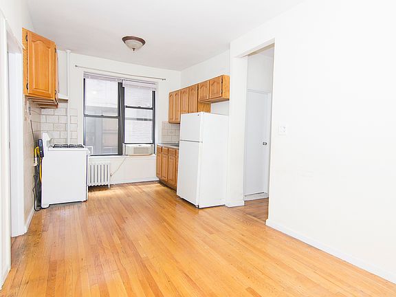3rd image of 22-65 27th St #2
