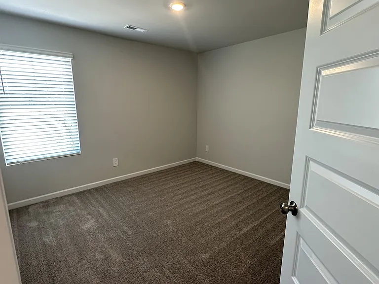 4121 Hudson Ct #1 — Photo 5