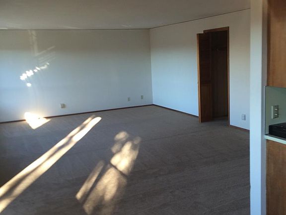 2nd image of 5920 24th Ave NW APT 8