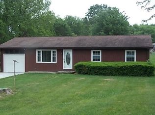 75 Parmley St, Alto Pass, IL 62905