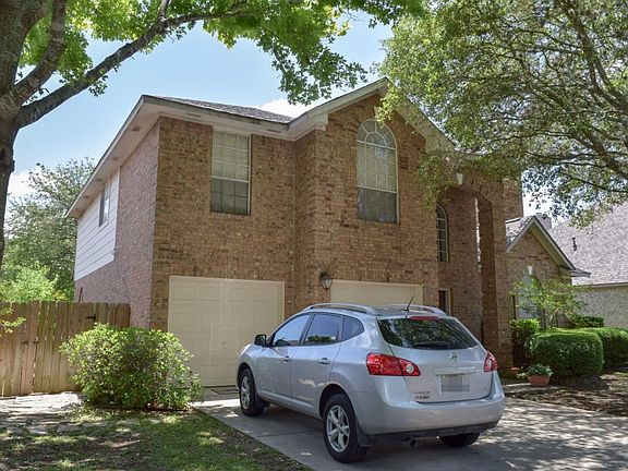 2nd image of 8208 Lynbrook Manor Dr