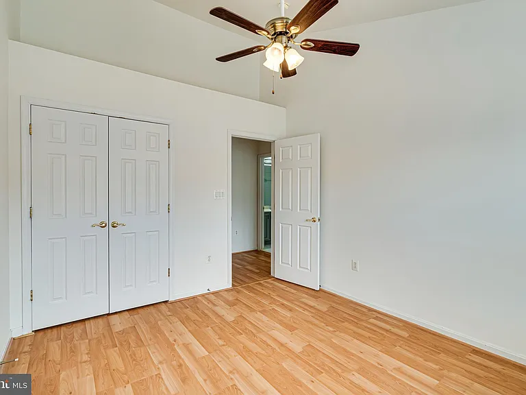 4147 Presgraves Ct — Photo 36