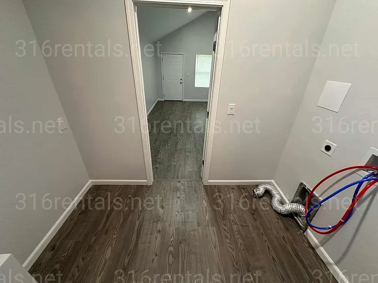 3352 N Park Pl — Photo 17