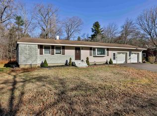 18 1st Ave, Goffstown, NH 03045