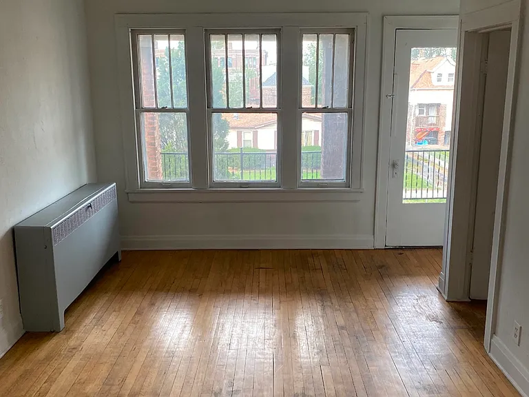 3915 Alder St #2 — Photo 8