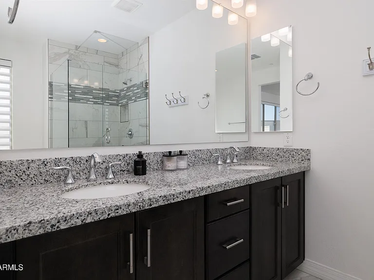 7349 E Vista Bonita Dr — Photo 24