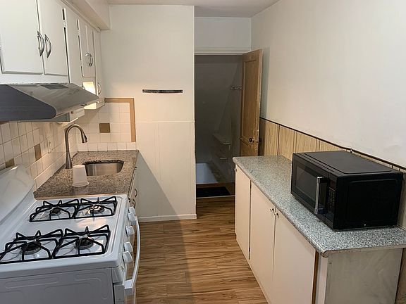 5th image of 6628 Montague St
