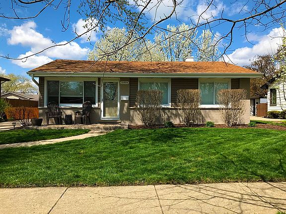 2nd image of 16806 Odell Ave
