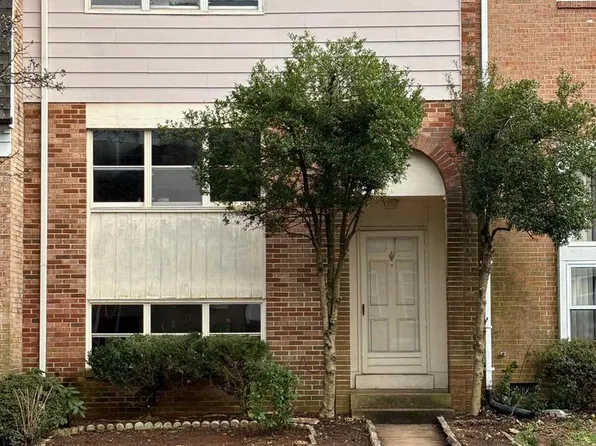 8469 Ivy Glen Ct, Manassas, VA 20110