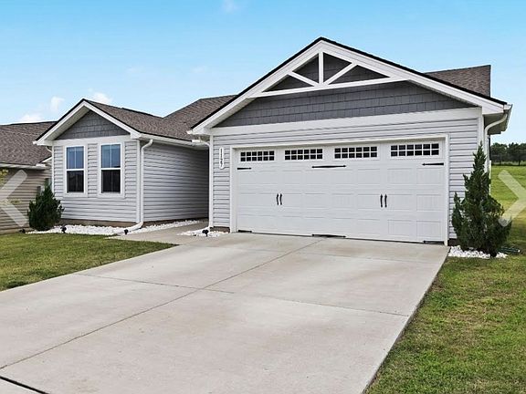 2nd image of 1127 Concord Springs Dr