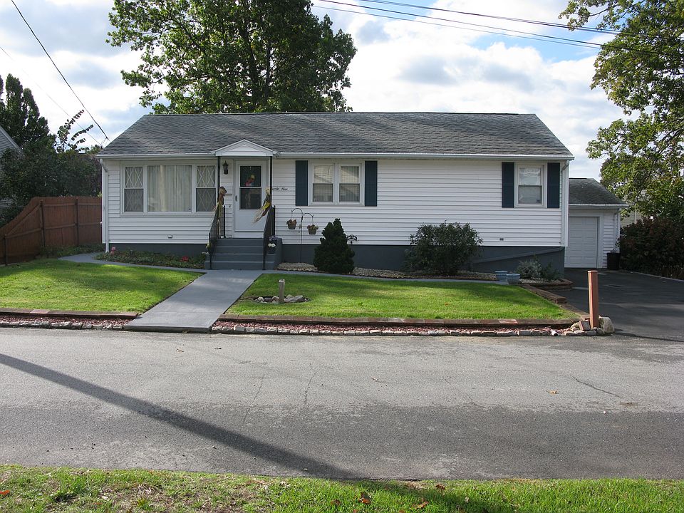 1st image of 29 Bagley Ave