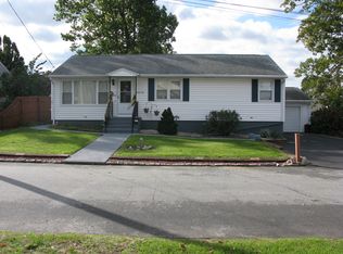29 Bagley Ave, Cranston, RI 02920