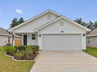 5304 Peach Dr, Pace, FL 32571