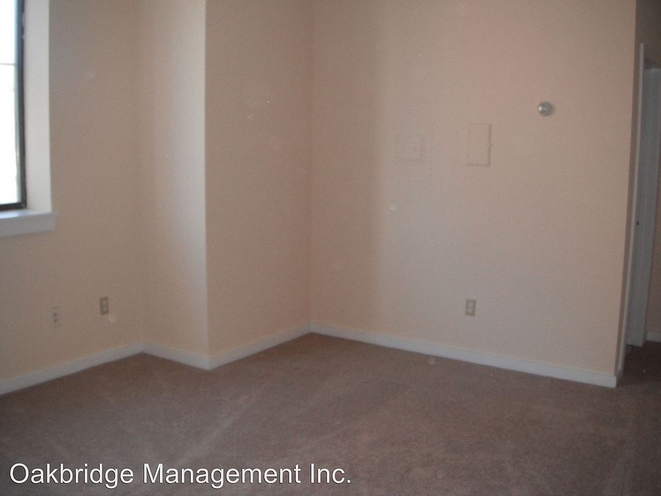 2nd image of 25 Deforest St APT C42