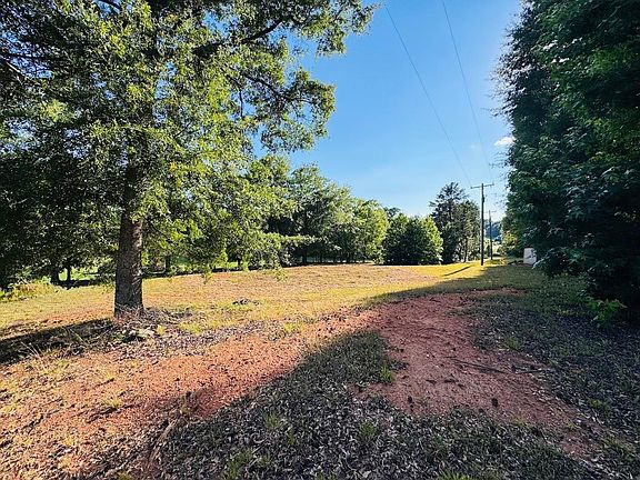 5th image of 1770 Fish Camp Rd