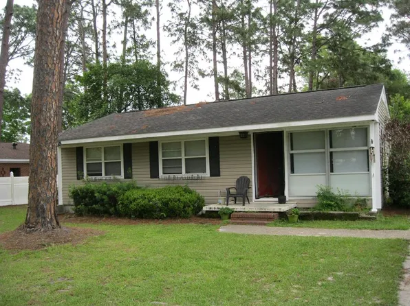 935 S Palm St, Jesup, GA 31546