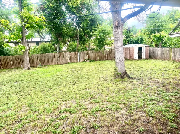 102 E Walker Ave, Temple, TX 76501