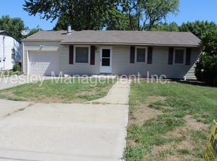 1806 Cherokee St, Leavenworth, KS 66048
