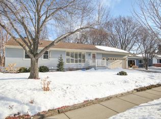 8455 207th St W, Lakeville, MN 55044