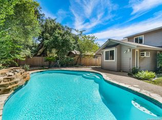 6109 Rue Francois St, Leon Valley, TX 78238