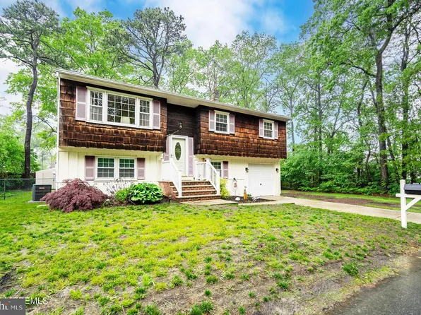 1112 Berkeley Ave, Beachwood, NJ 08722
