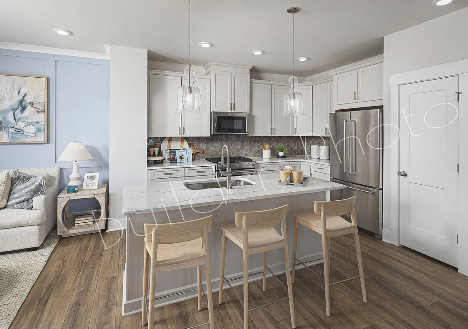Beautiful 4BR/3BA Townhouse in Griffith Lakes — Photo 4