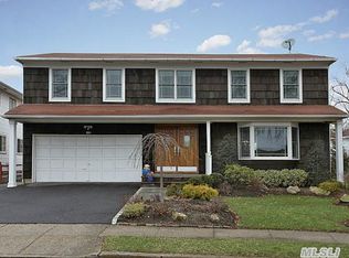 184 Garden Pl, West Hempstead, NY 11552