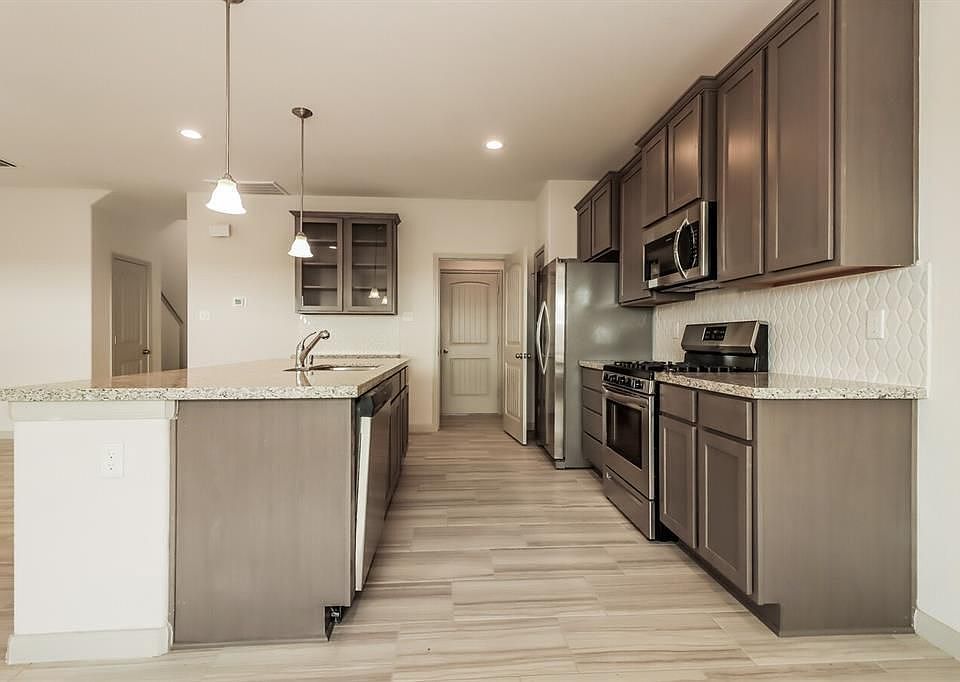 1st image of 21351 Cypress Dr